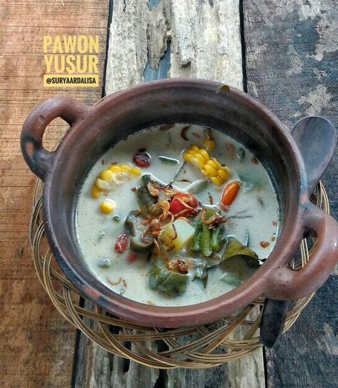 Uch qiz dostining shaxsiy fotosurati Kancada BDSM porno