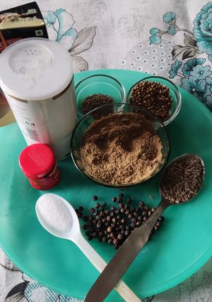 চাট মশলা (chat masala recipe in bengali) রেসিপির প্রধান ছবি