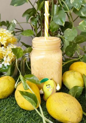 A picture of Mango Shake 🥭🥭.