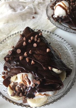 A picture of Eggless chocolate crepe’s.