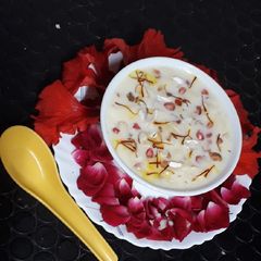 A picture of Mixed fruit custard.