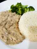 Beef stroganoff with butter rice