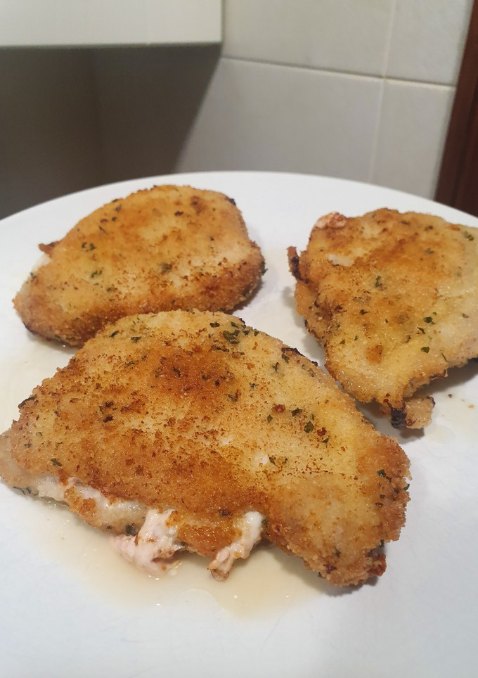 Una foto de Libritos de lomo rellenos de jamón dulce y queso