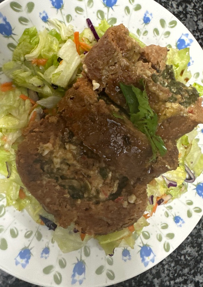 Una foto de 570. Enrollado de carne molida al horno (principal carne)