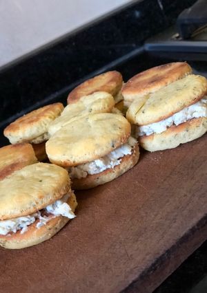 Una foto de Alfajorcitos salados