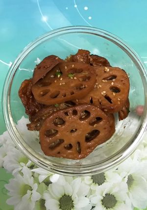 Hình của món Củ sen kho chay.