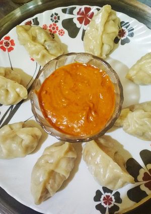 চিকেন মোমো (chicken momo recipe in bengali) রেসিপির প্রধান ছবি