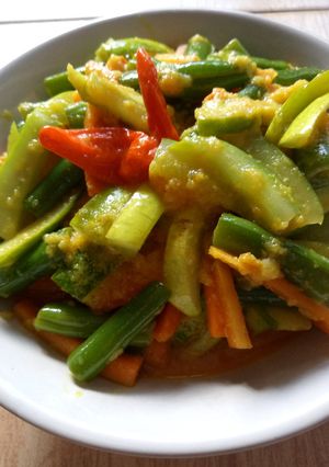 Foto resep Acar kuning buntiwor(buncis timun wortel)