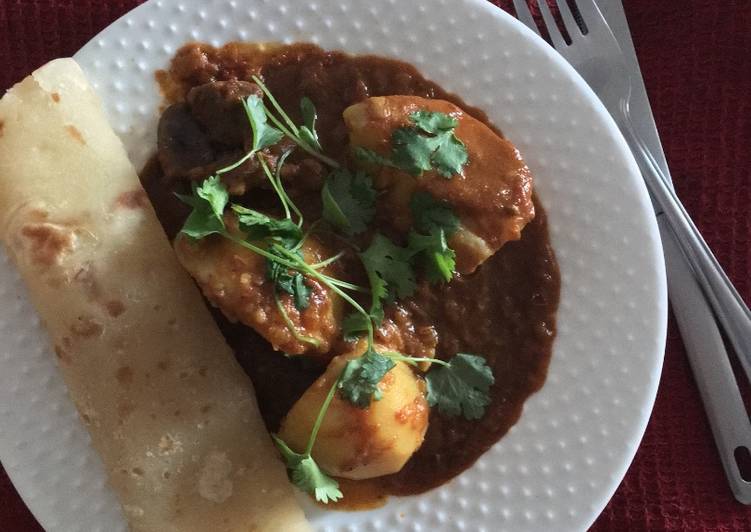 How to  Traditional lamb curry