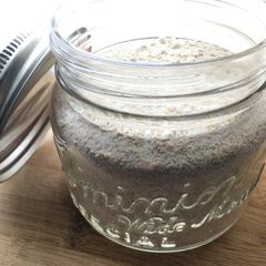 A picture of Quick & Easy Homemade Oat Flour.