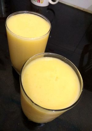 A picture of Mango yogurt shake.
