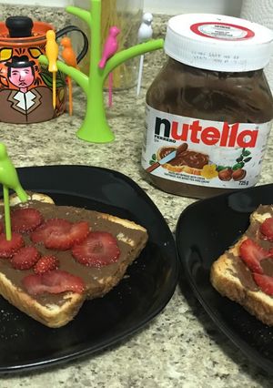 Foto principal de Tostadas de Nutella con frutas