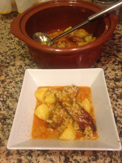 Una foto de Patatas costilla y arroz