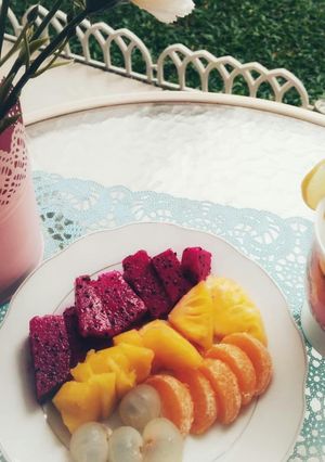 Foto resep Lemon hangat dan buah segar