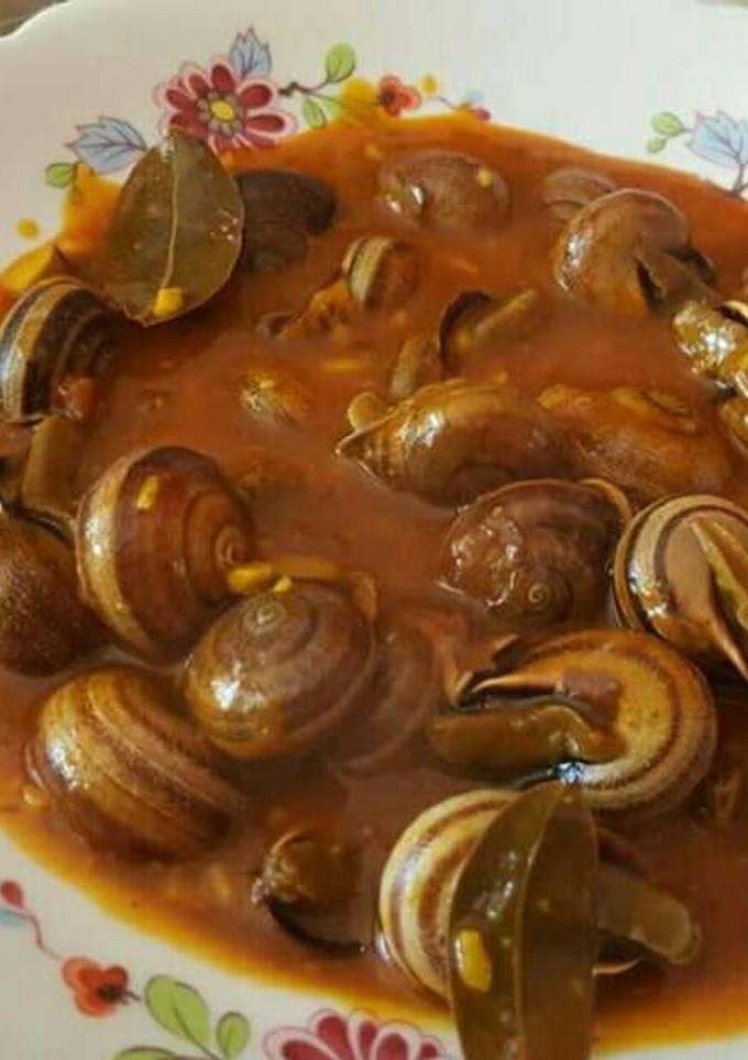 Una foto de Caracoles en salsa