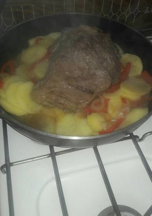 Una foto de Tapa de nalga en olla tipo essen