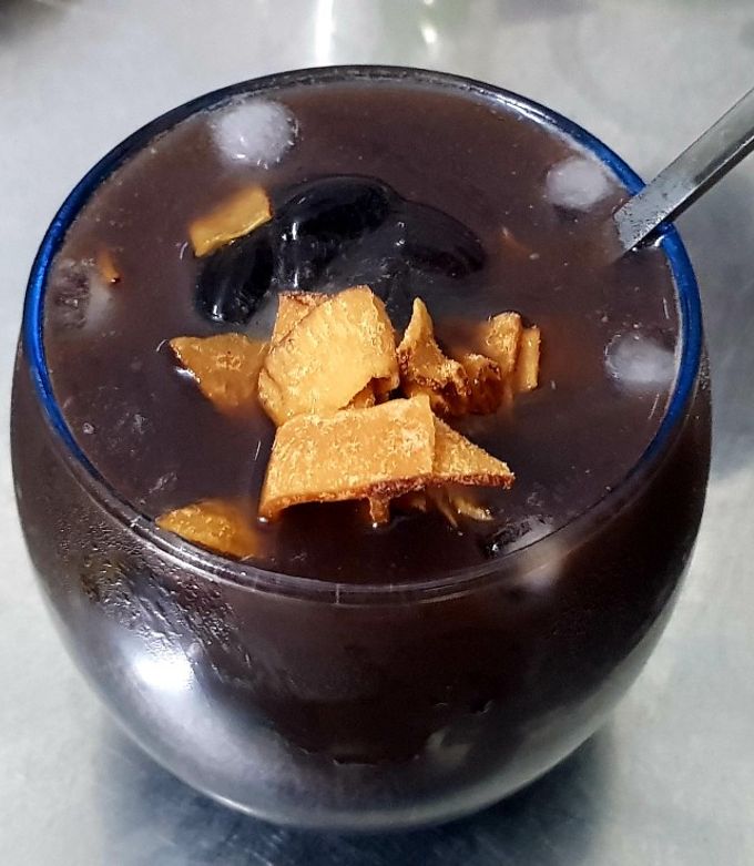 Hình của món Chè đậu đen.