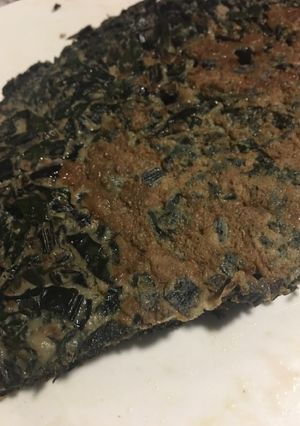 Una foto de Tortilla de hojas de betarraga