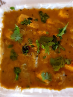 A picture of Dum paneer.