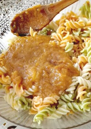Foto principal de Ensalada de pasta vegetal y atún