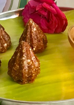 A picture of Dates Modak.