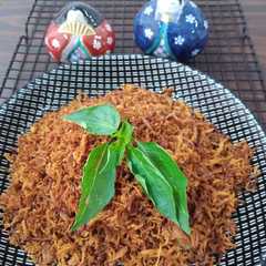 A picture of Abon Ayam Bumbu Sisit Ala Dapur Saya 😘 #302.