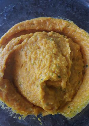 Une photo de Purée de patate douce et butternut au curry