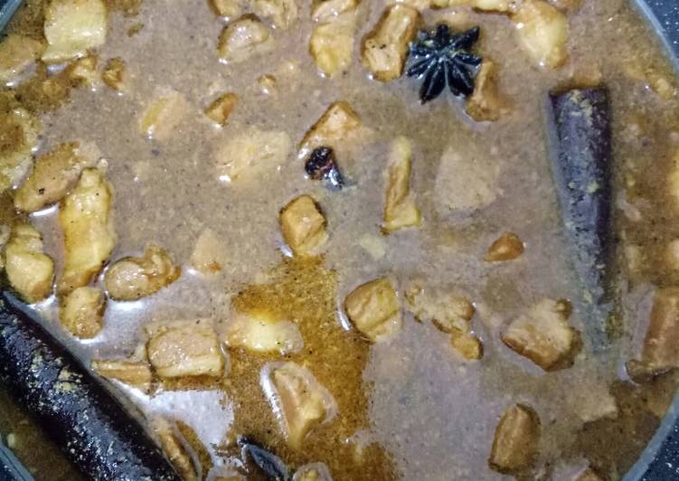 Daging Kecap (Ayam/Babi)