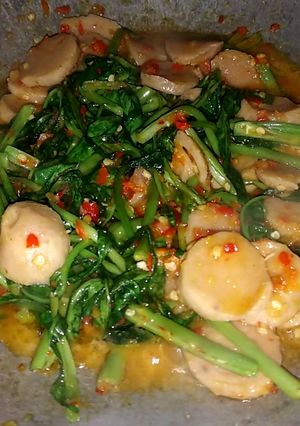 Foto resep 02. Oseng kangkung bakso merecon