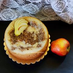 A picture of Apple Streusel Cake / Apple Crumble Cake.