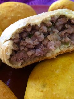 Una foto de Bollitos salados rellenos