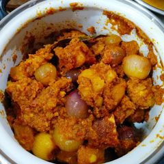 A picture of Aloo pyaz ki sabzi.