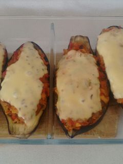 Una foto de Berenjenas rellenas con pollo