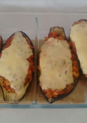 Una foto de Berenjenas rellenas con pollo