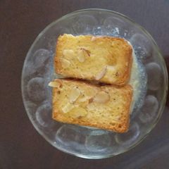 A picture of Shahi tukda.