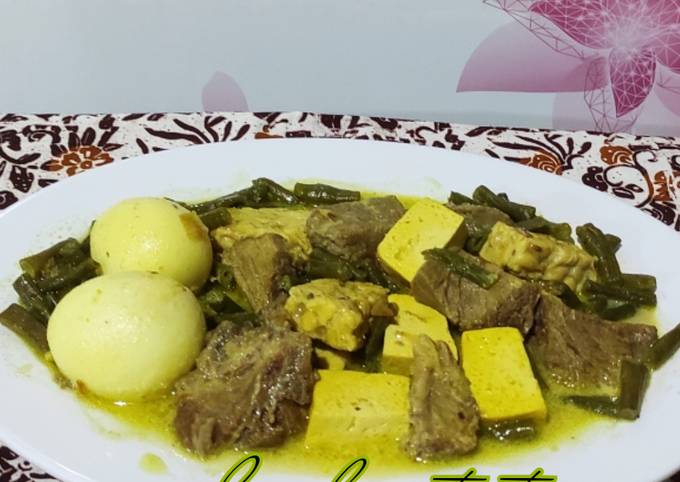 Wajib coba! Bagaimana cara bikin Sayur kacang panjang daging sapi bumbu kuning yang menggugah selera