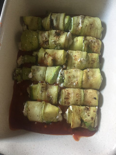 Una foto de Zucchini arrollados de ricotta
