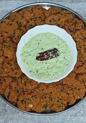 A picture of Daal vada.