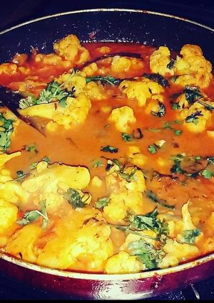 A picture of Gobhi Ki Curry | Cauliflower Curry.