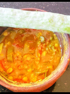 புடலங்காய் கடலை பருப்பு கூட்டு(pudalangai paruppu koottu recipe in tamil) செய்முறை முக்கிய புகைப்படம்