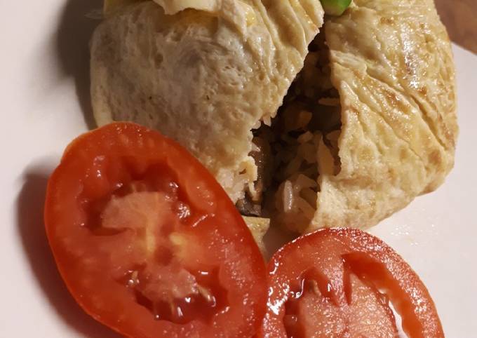 Resep Nasi goreng seafood sembunyi telor Anti Gagal