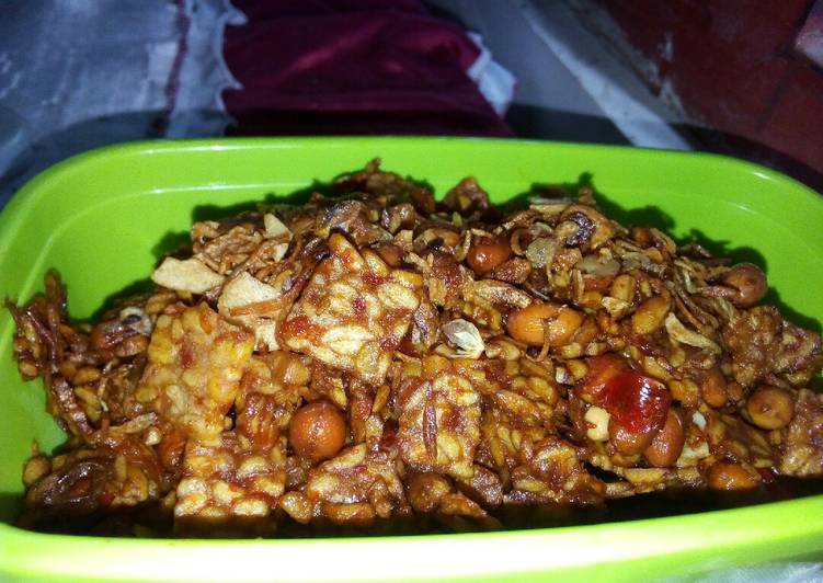 Sambel goreng kering tempe (orek tempe)