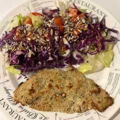 Una foto de Milanesas de pollo caseras ! 🍗
