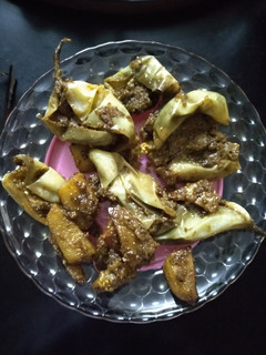 भरवां सफेद बैंगन (Bharwan Safed Baingan recipe in hindi) रेसिपी मुख्य फोटो