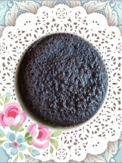 Una foto de Torta húmeda de café y cacao (sin gluten)