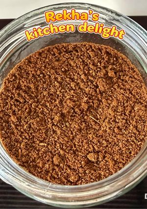 A picture of Homemade Garam Masala.