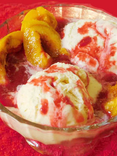 பீச் மேல்பா(Peach melba recipe in tamil) செய்முறை முக்கிய புகைப்படம்