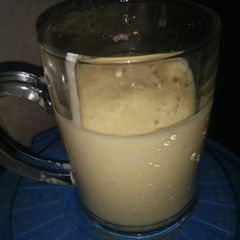 A picture of Mango shake.