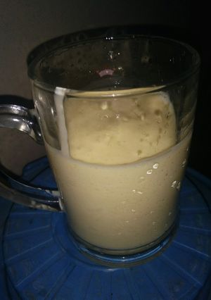 A picture of Mango shake.
