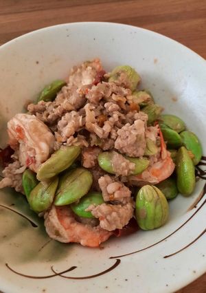รูปของ ผัดสะตอกะปิจุ้งสด 🍤 ทานกับข้าวสวยร้อนๆ หรอยจังฮู้ววว 😝